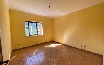 Property slide 28