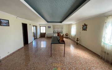 Property slide 39