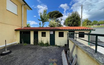 Property slide 25