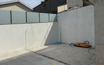 Property slide 42