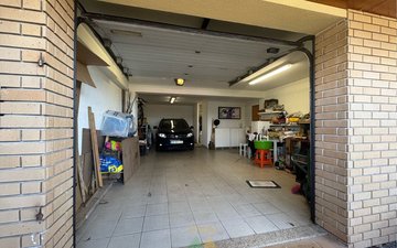 Property slide 20