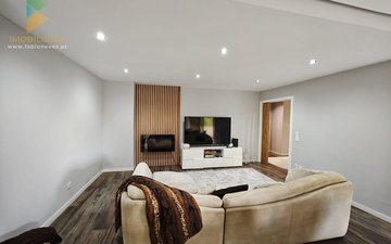 Property slide 6