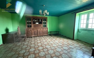 Property slide 21