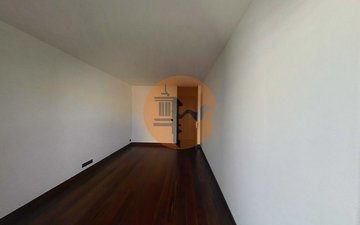 Property slide 28