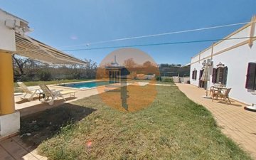 Property slide 32