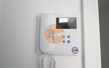 Property slide 32