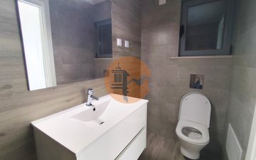Property slide 24