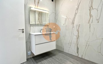 Property slide 17