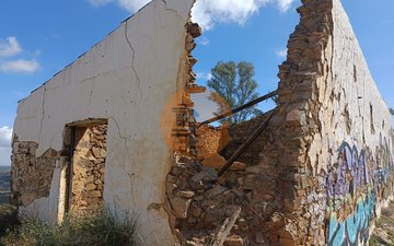 Property slide 42
