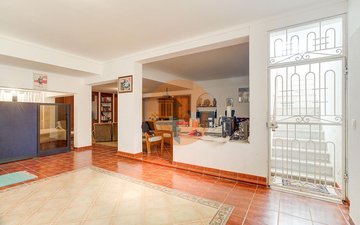 Property slide 23