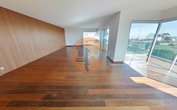 Property slide 40