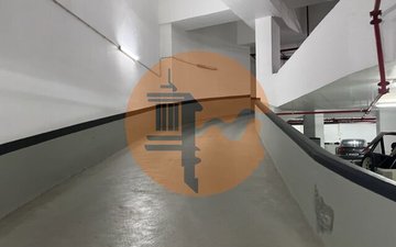 Property slide 32