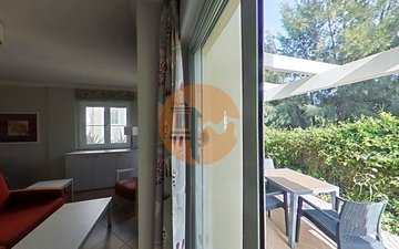 Property slide 44