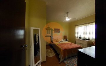 Property slide 14
