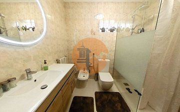 Property slide 20
