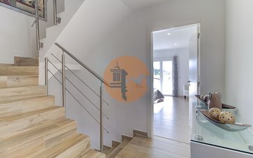 Property slide 21