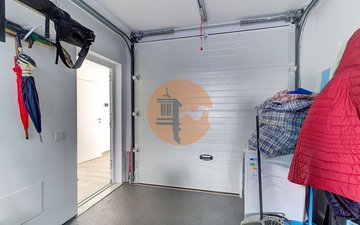 Property slide 40