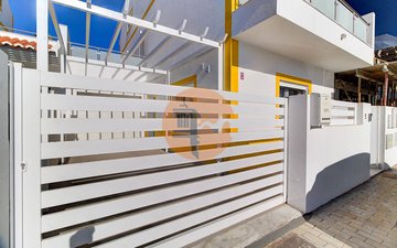 Property slide 44