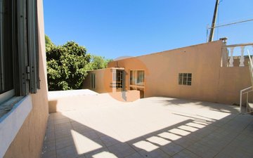 Property slide 37