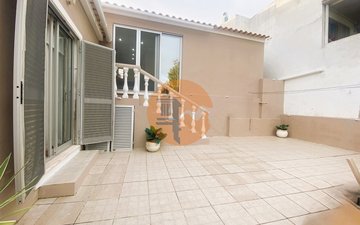 Property slide 33