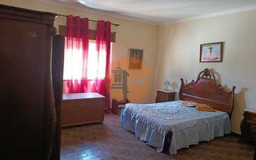 Property slide 25