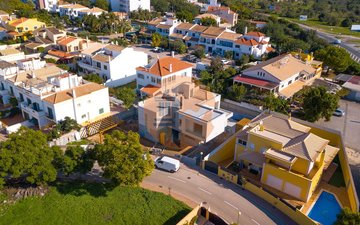 Property slide 32
