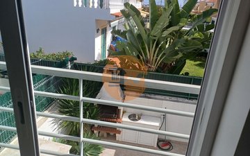 Property slide 22