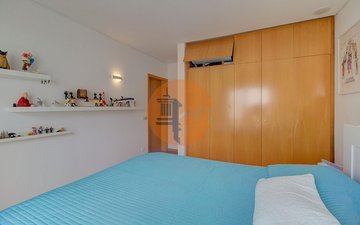 Property slide 40