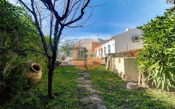 Property slide 33