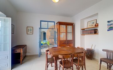 Property slide 20