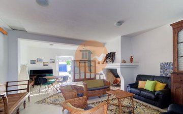 Property slide 21