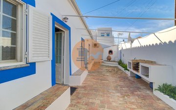 Property slide 16