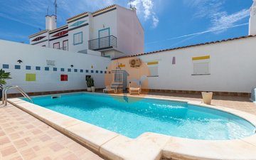 Property slide 10
