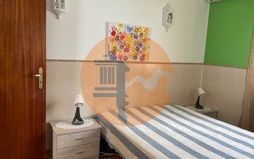 Property slide 32