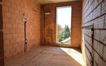 Property slide 23