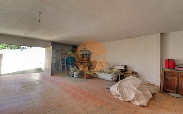 Property slide 27