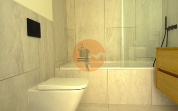 Property slide 32
