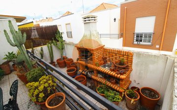 Property slide 19