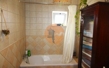Property slide 25