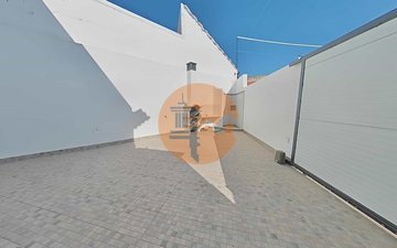 Property slide 42