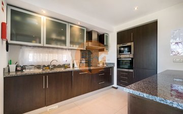 Property slide 6