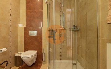 Property slide 38