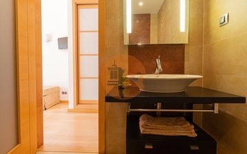 Property slide 39