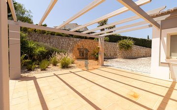 Property slide 47