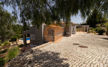 Property slide 48