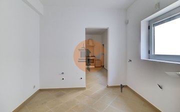 Property slide 40
