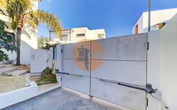 Property slide 48