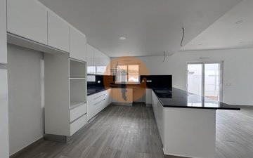 Property slide 22