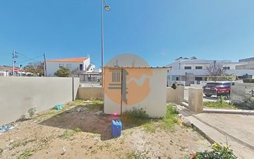 Property slide 10