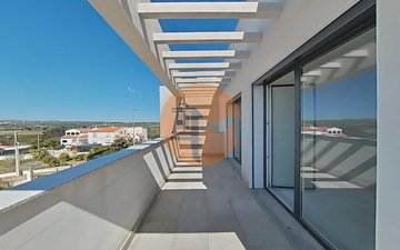 Property slide 32